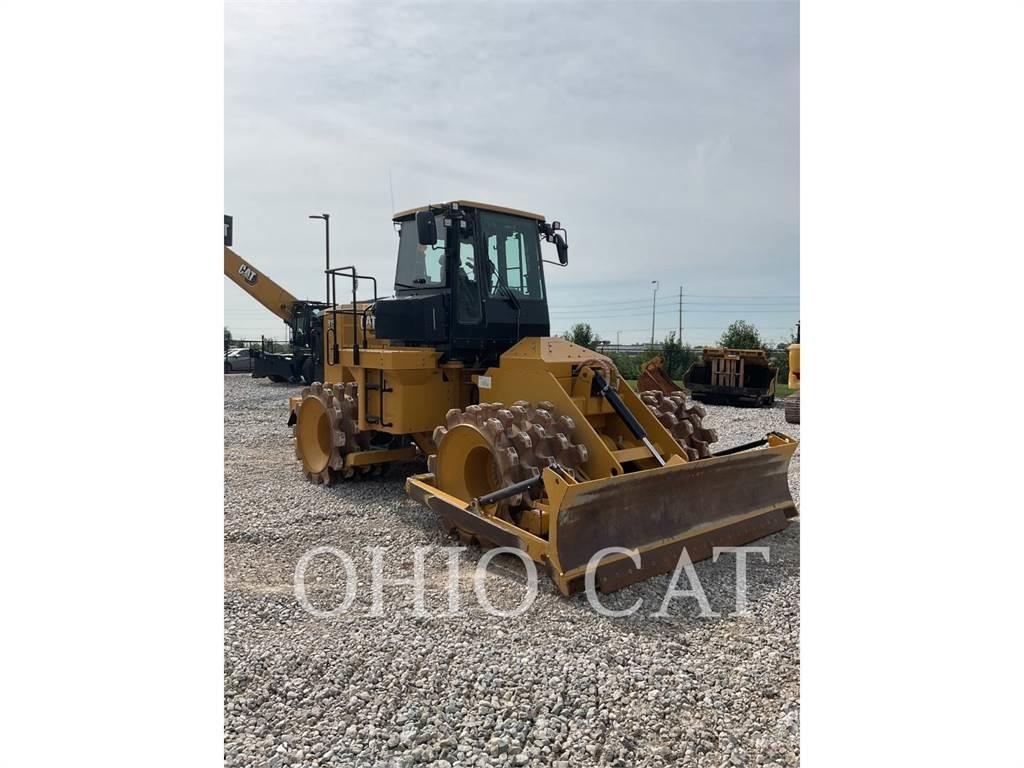CAT 815 Wheel dozers