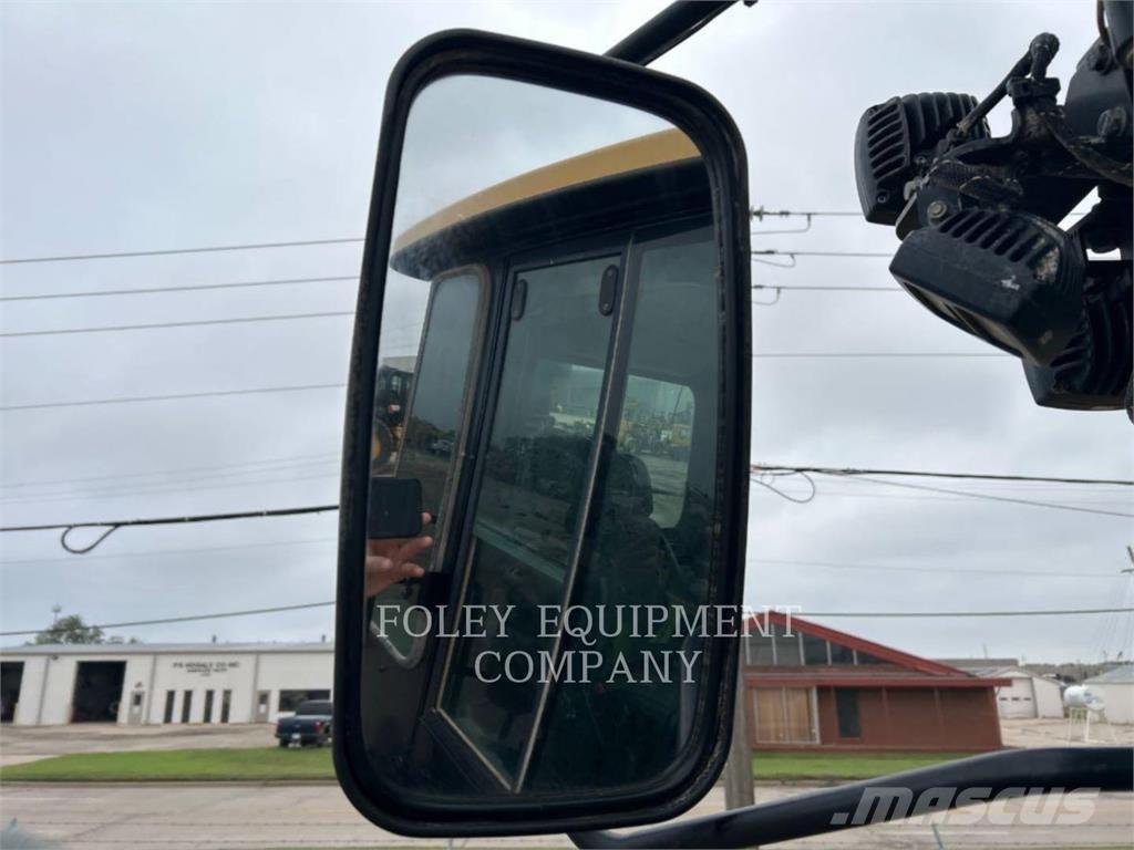 CAT 815K Soil Compactors