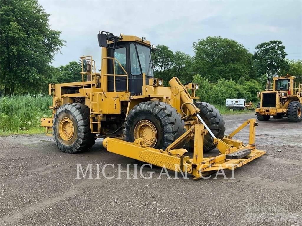 CAT 824C Wheel Loaders