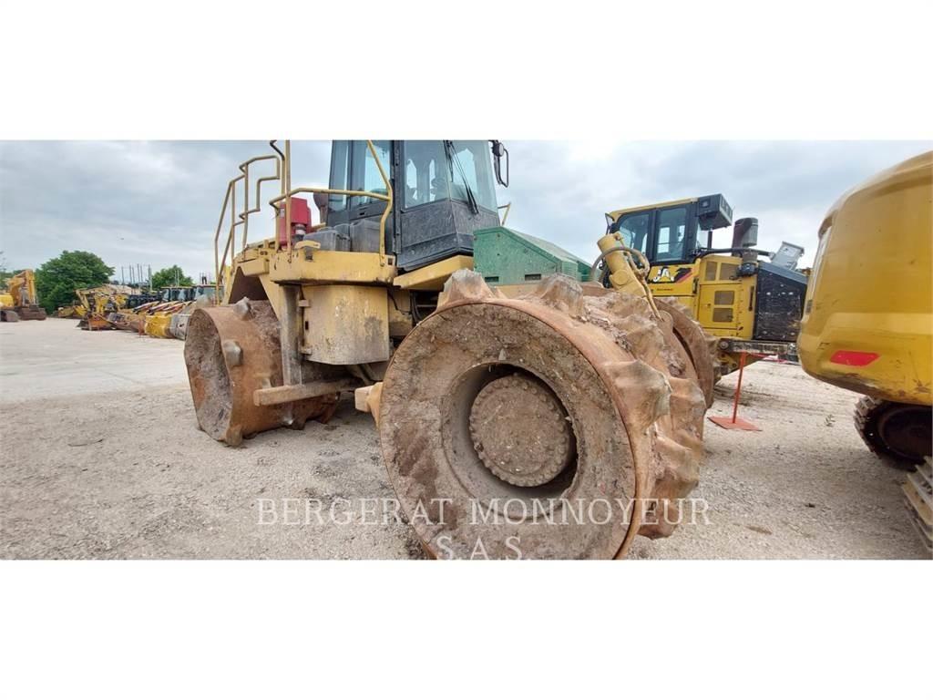 CAT 826G Wheel dozers