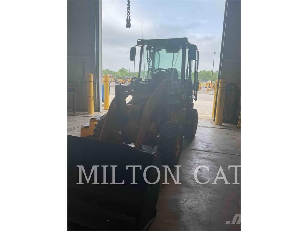 CAT 903D Wheel Loaders