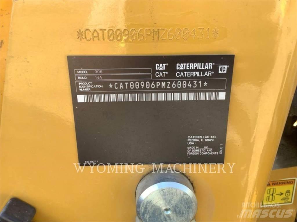 CAT 906 Wheel Loaders