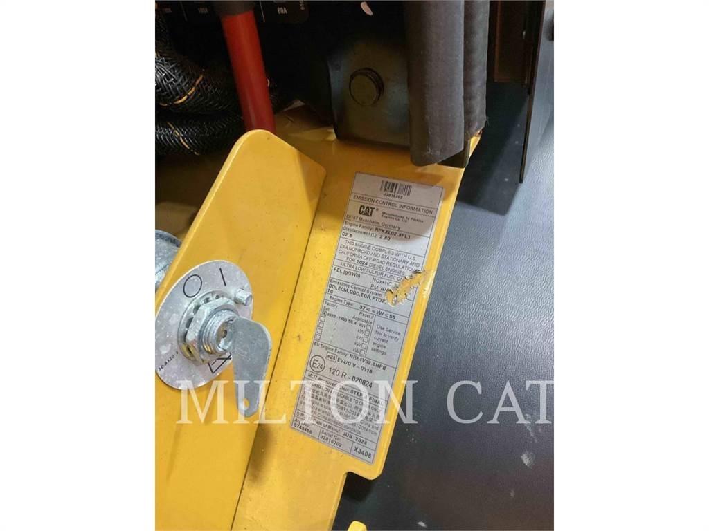 CAT 906 Wheel Loaders