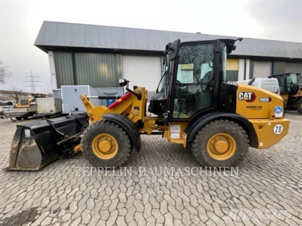 CAT 906-14 Wheel Loaders