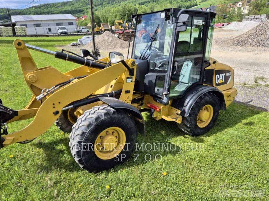 CAT 906H Wheel Loaders