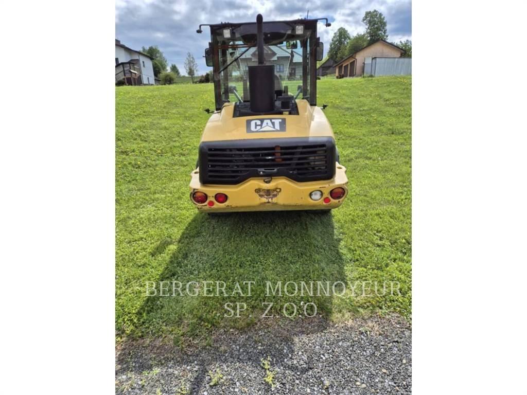 CAT 906H Wheel Loaders
