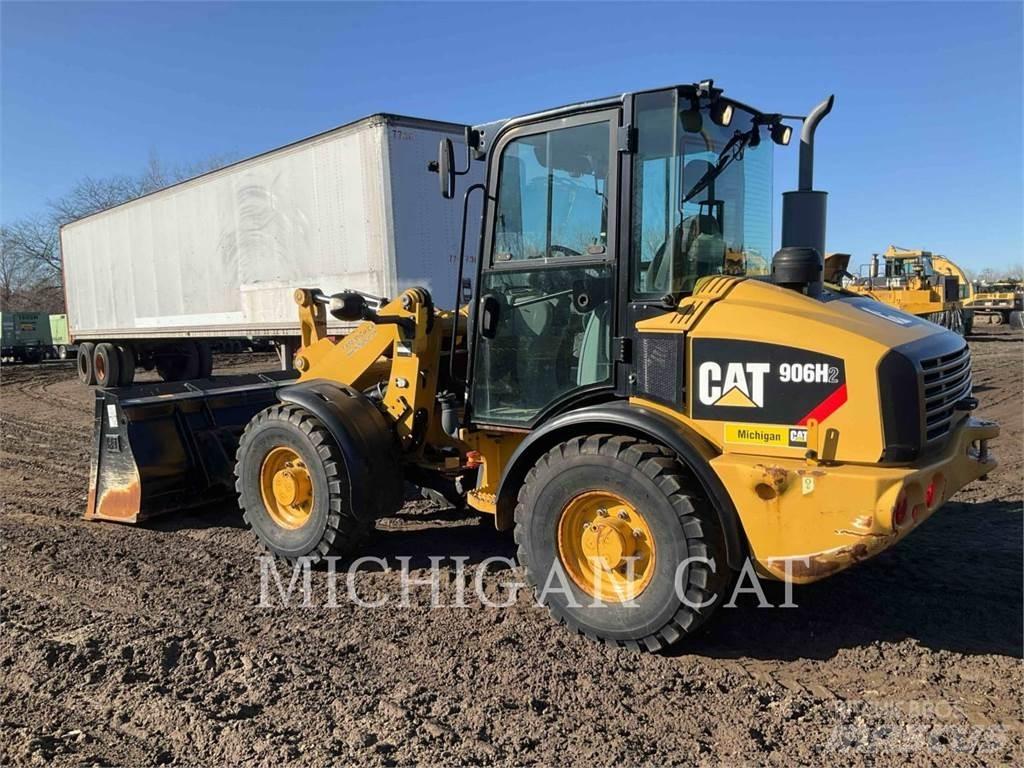 CAT 906H2 Wheel Loaders