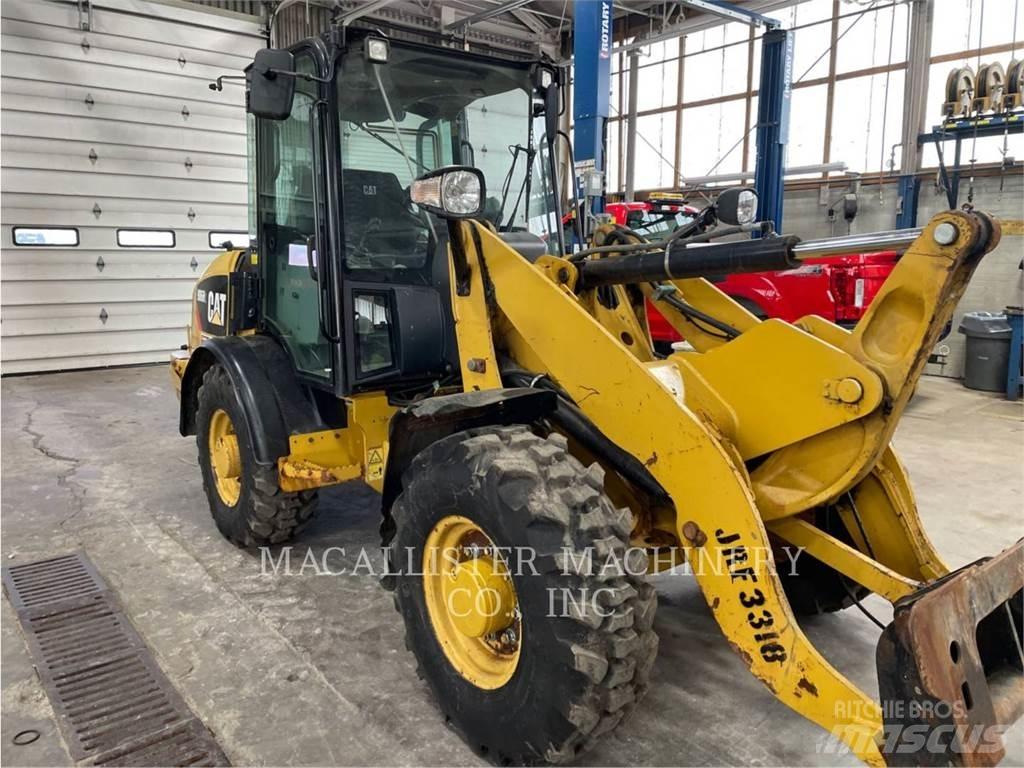 CAT 906H2 Wheel Loaders