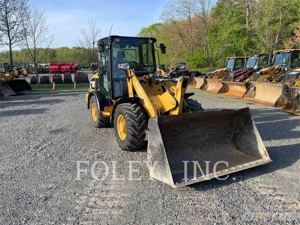 CAT 906H2 Wheel Loaders