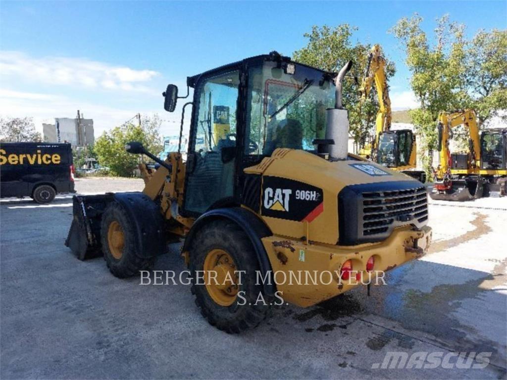 CAT 906H2 Wheel Loaders