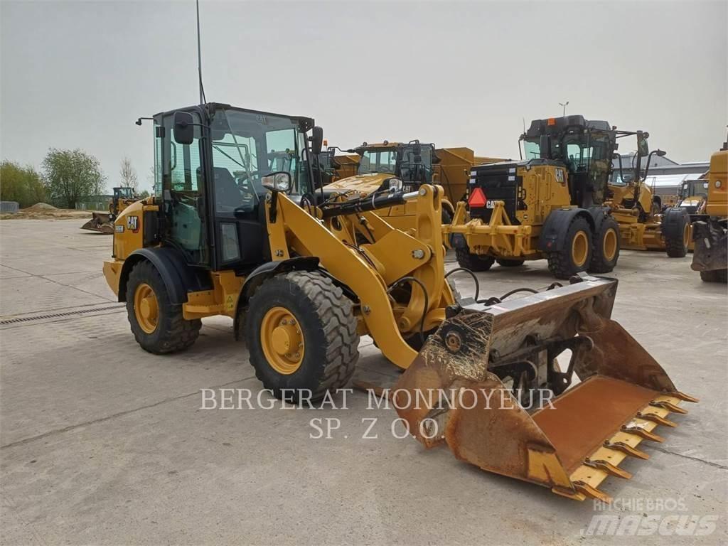 CAT 906M Wheel Loaders