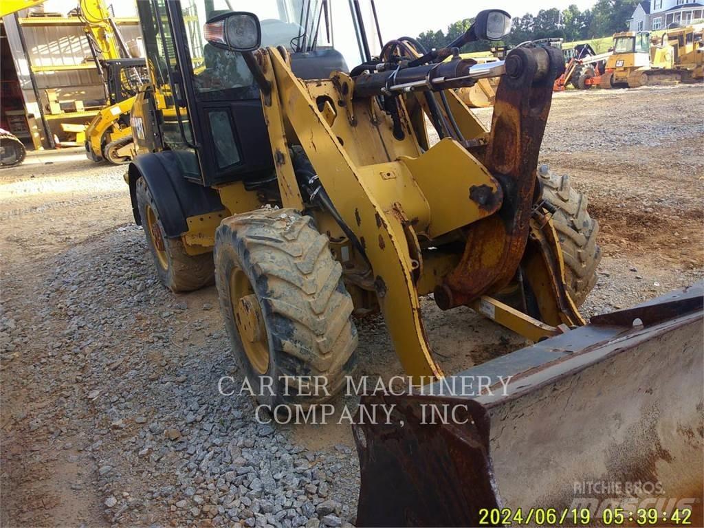 CAT 906M Wheel Loaders