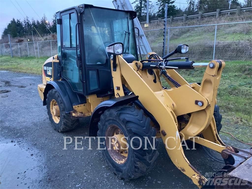CAT 906M Wheel Loaders