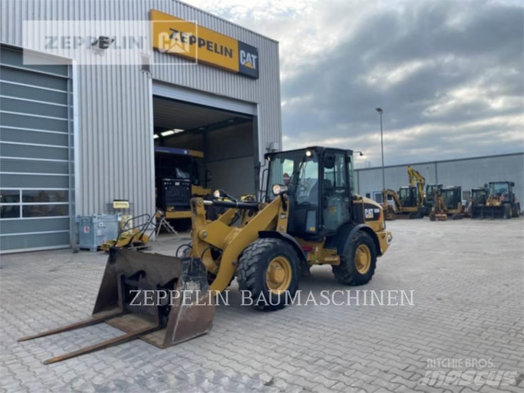CAT 906M Wheel Loaders