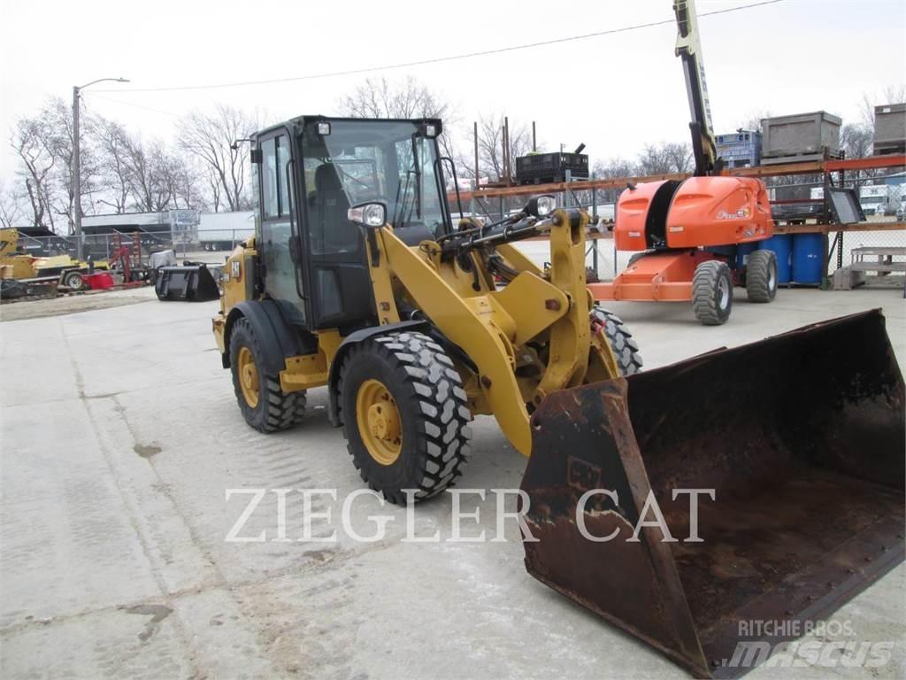 CAT 906M Wheel Loaders
