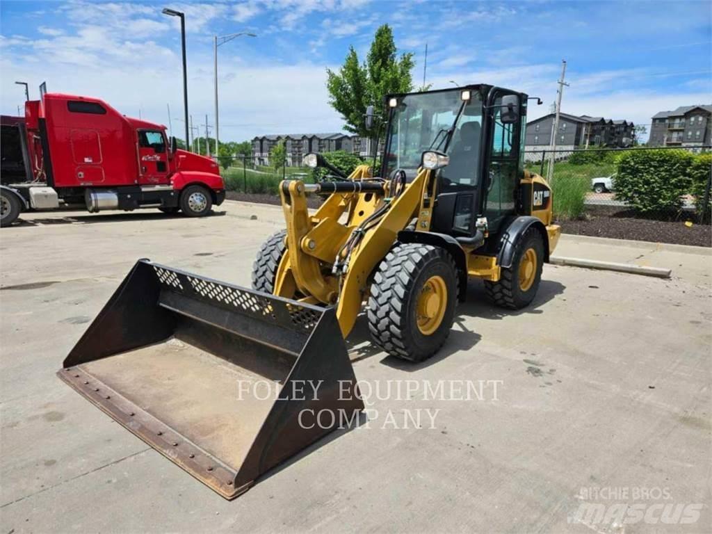 CAT 906M Wheel Loaders