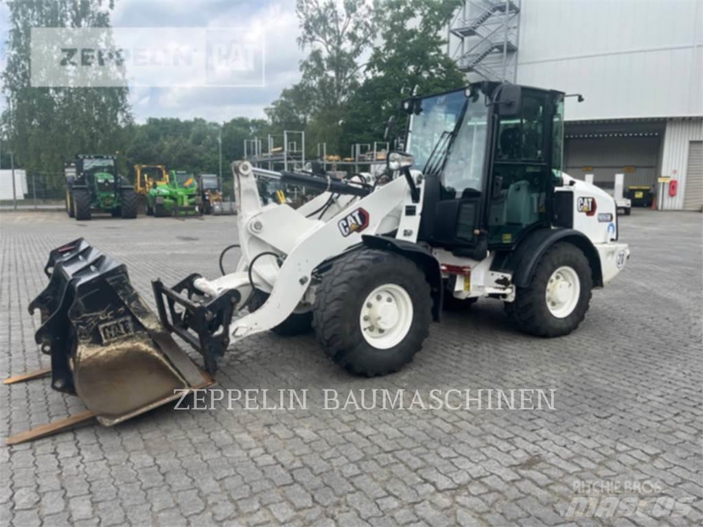 CAT 906M Wheel Loaders