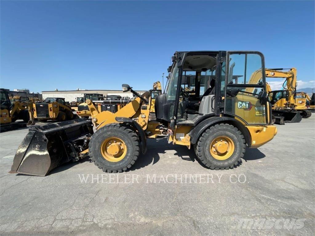 CAT 906M Wheel Loaders