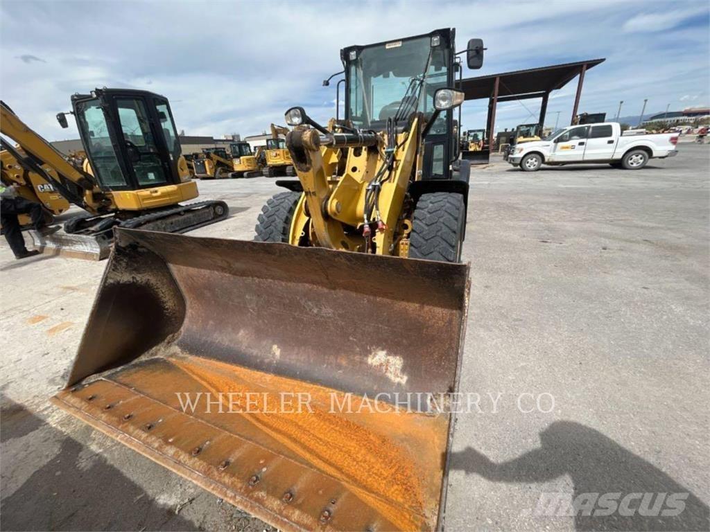 CAT 906M Wheel Loaders