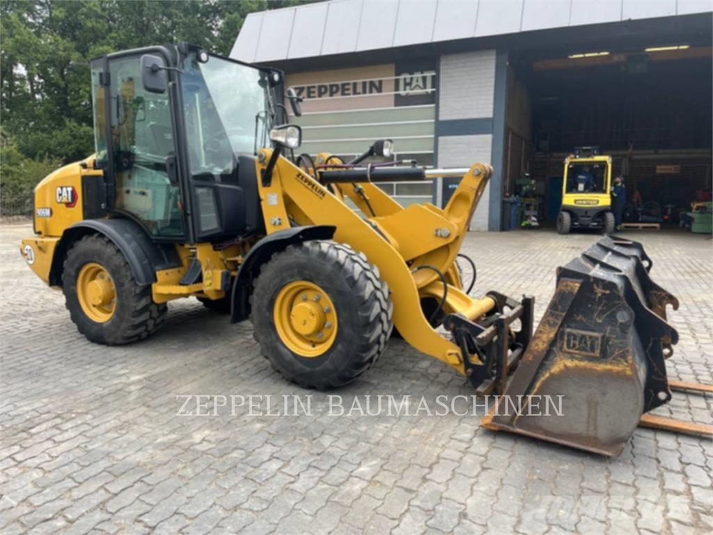 CAT 906M Wheel Loaders