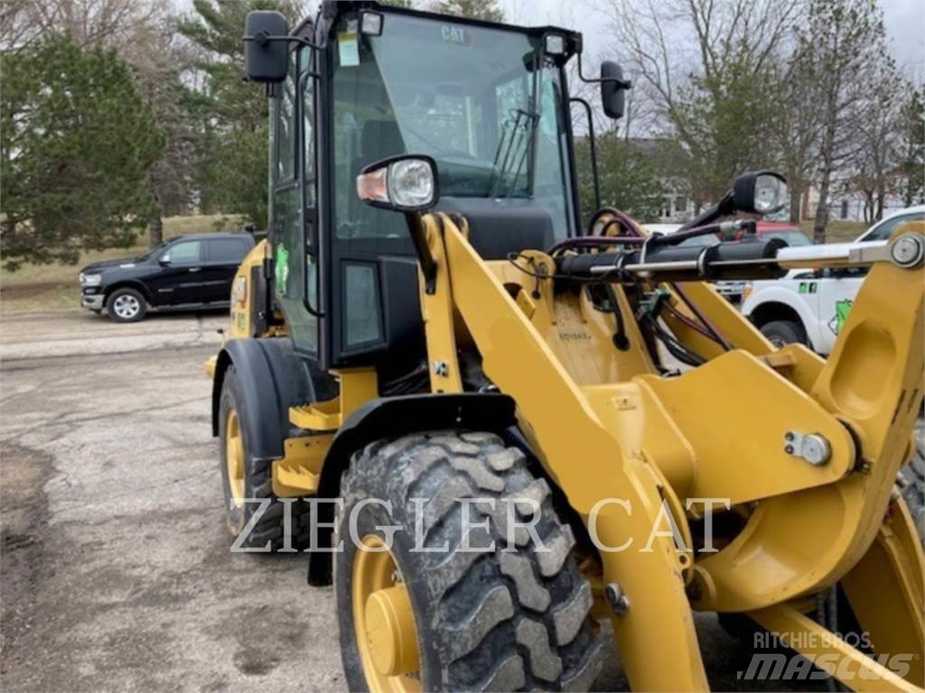 CAT 907M Wheel Loaders