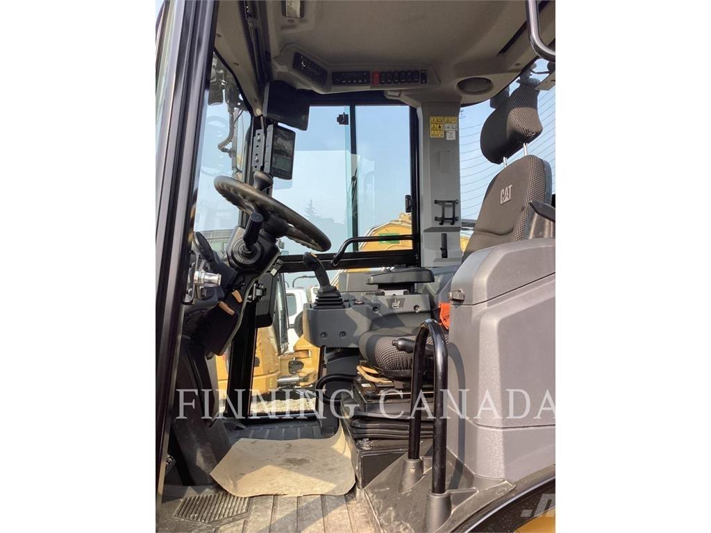 CAT 908 Wheel Loaders