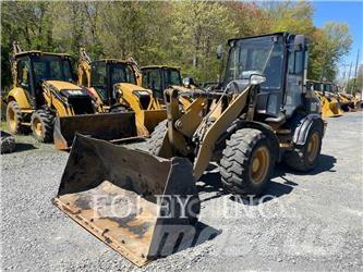 CAT 908H2 Wheel Loaders