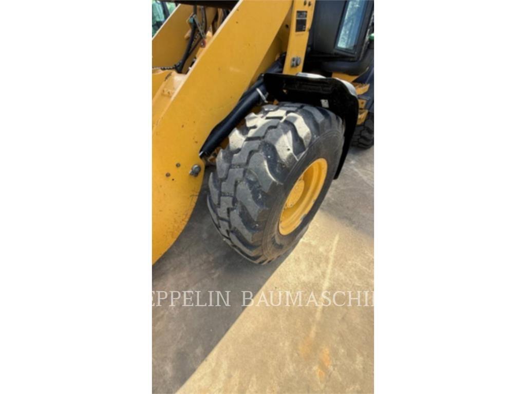 CAT 908M Wheel Loaders