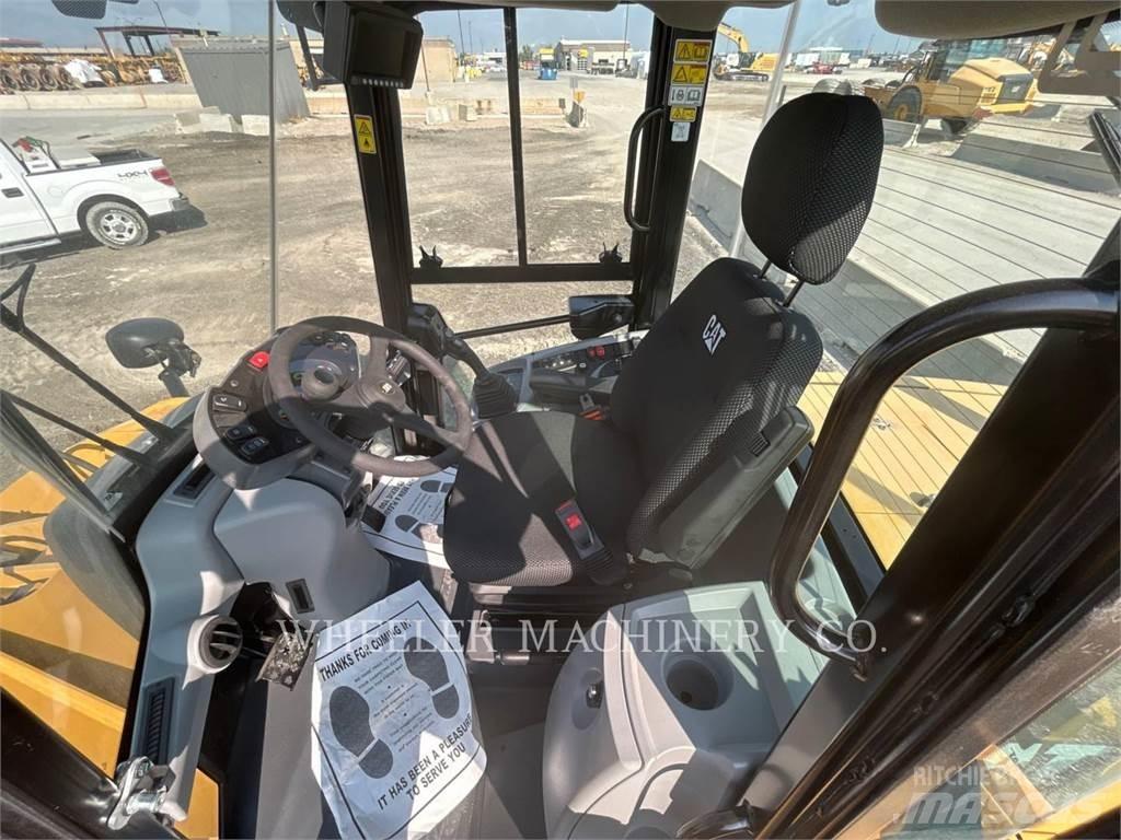 CAT 910 Wheel Loaders