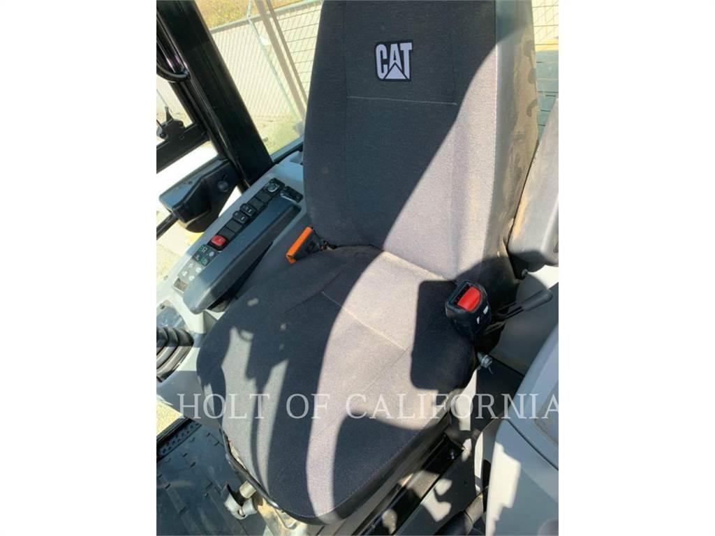 CAT 910M Wheel Loaders