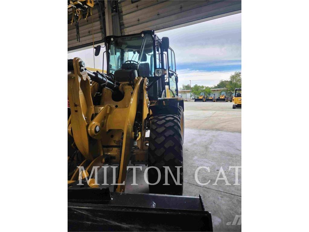 CAT 914 Wheel Loaders