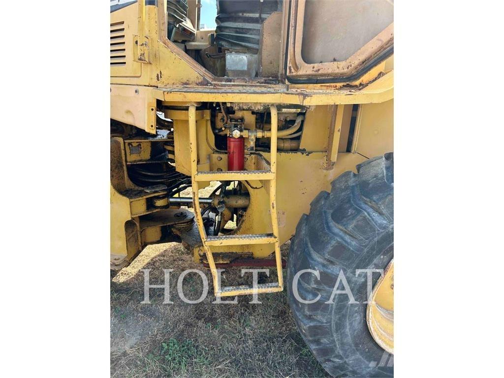 CAT 918F Wheel Loaders