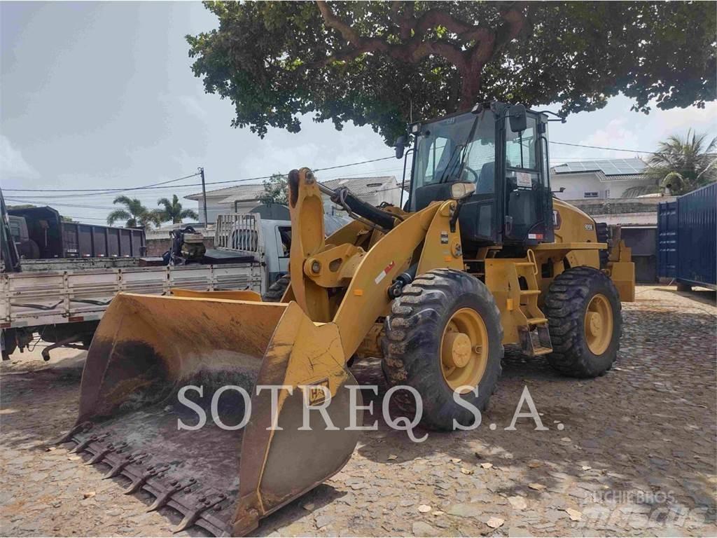 CAT 920 Wheel Loaders
