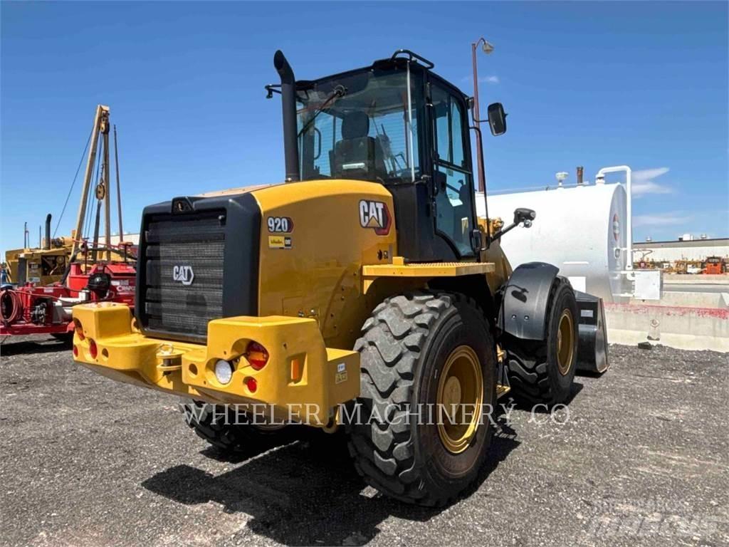CAT 920 Wheel Loaders