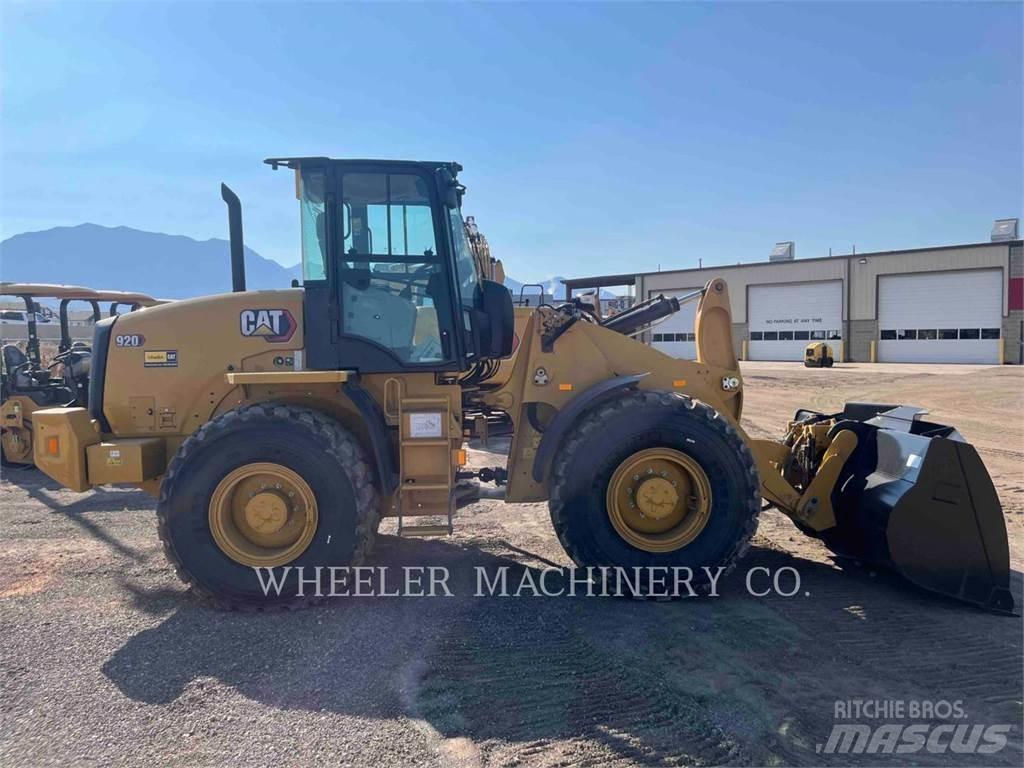CAT 920 Wheel Loaders