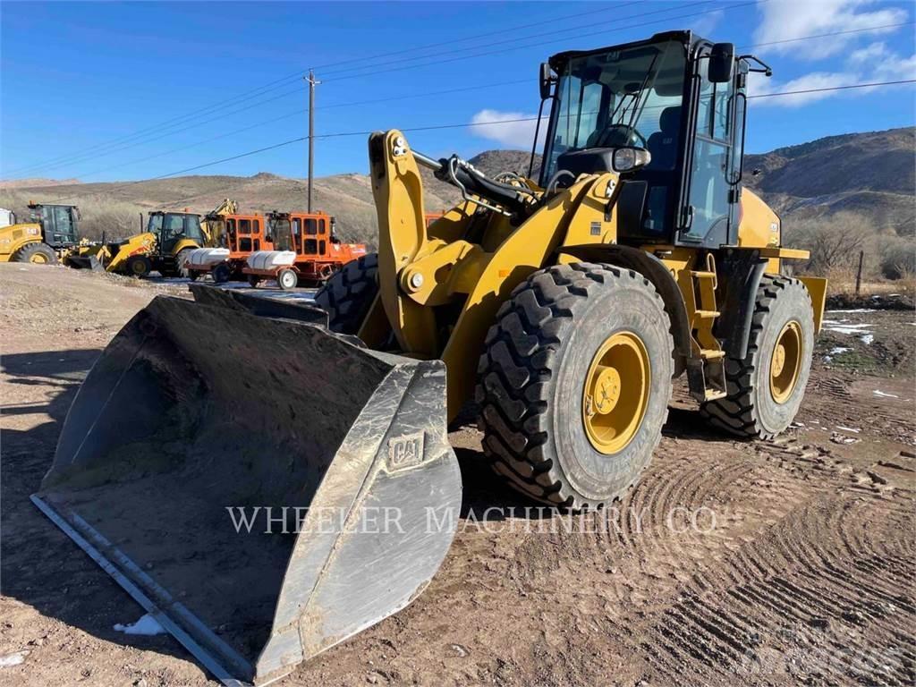 CAT 920 Wheel Loaders
