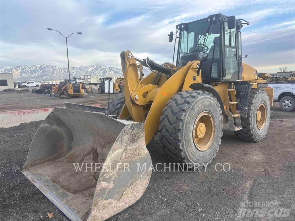 CAT 920 Wheel Loaders