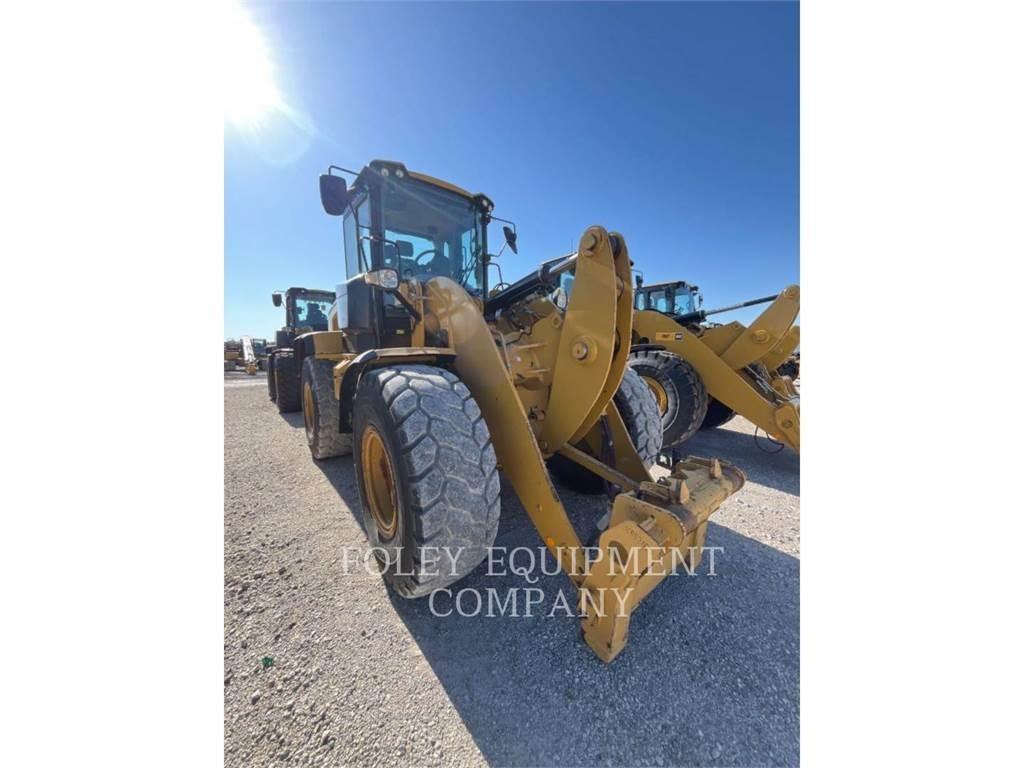 CAT 926M Wheel Loaders