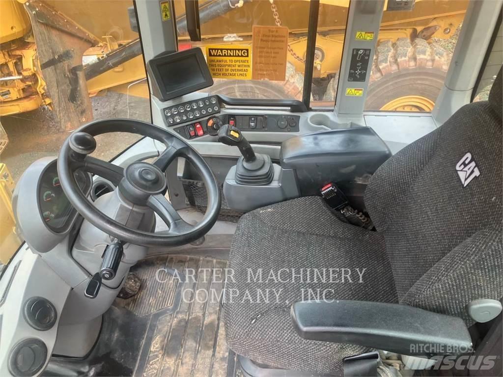 CAT 926M Wheel Loaders