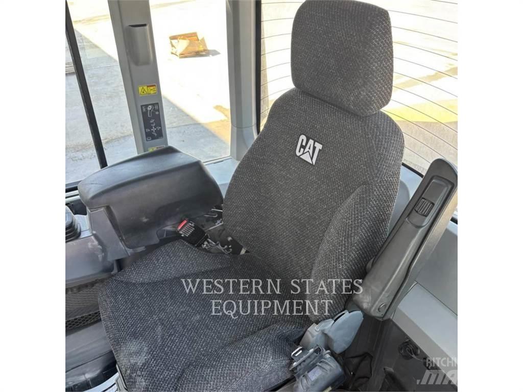CAT 926M Wheel Loaders