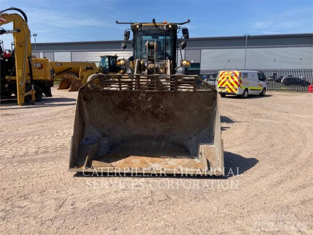 CAT 926M Wheel Loaders