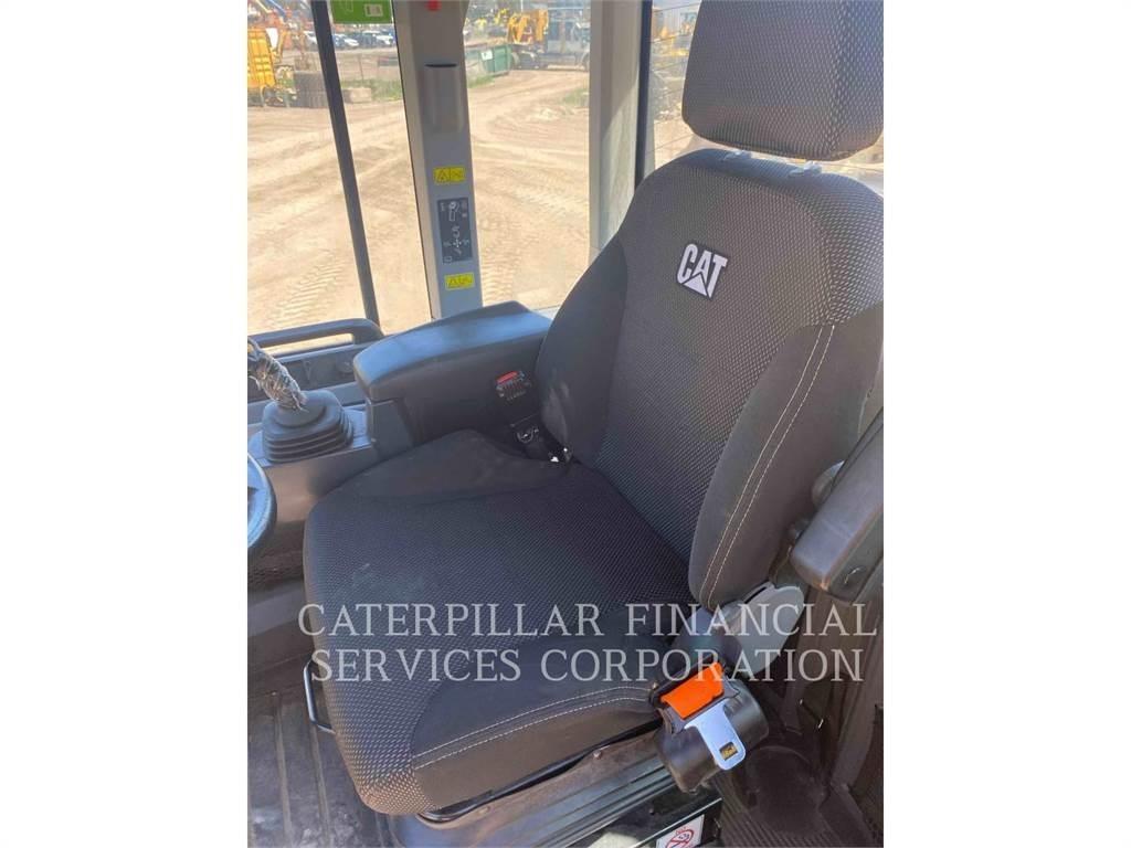CAT 926M Wheel Loaders