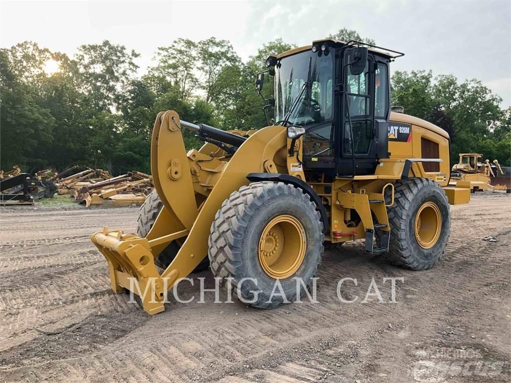 CAT 926M Wheel Loaders