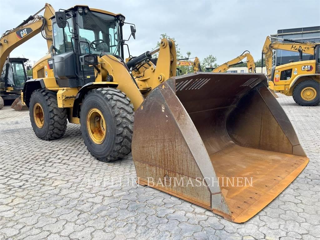 CAT 926M Wheel Loaders