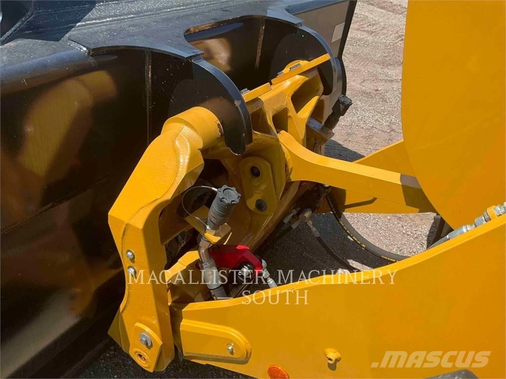 CAT 926M Wheel Loaders