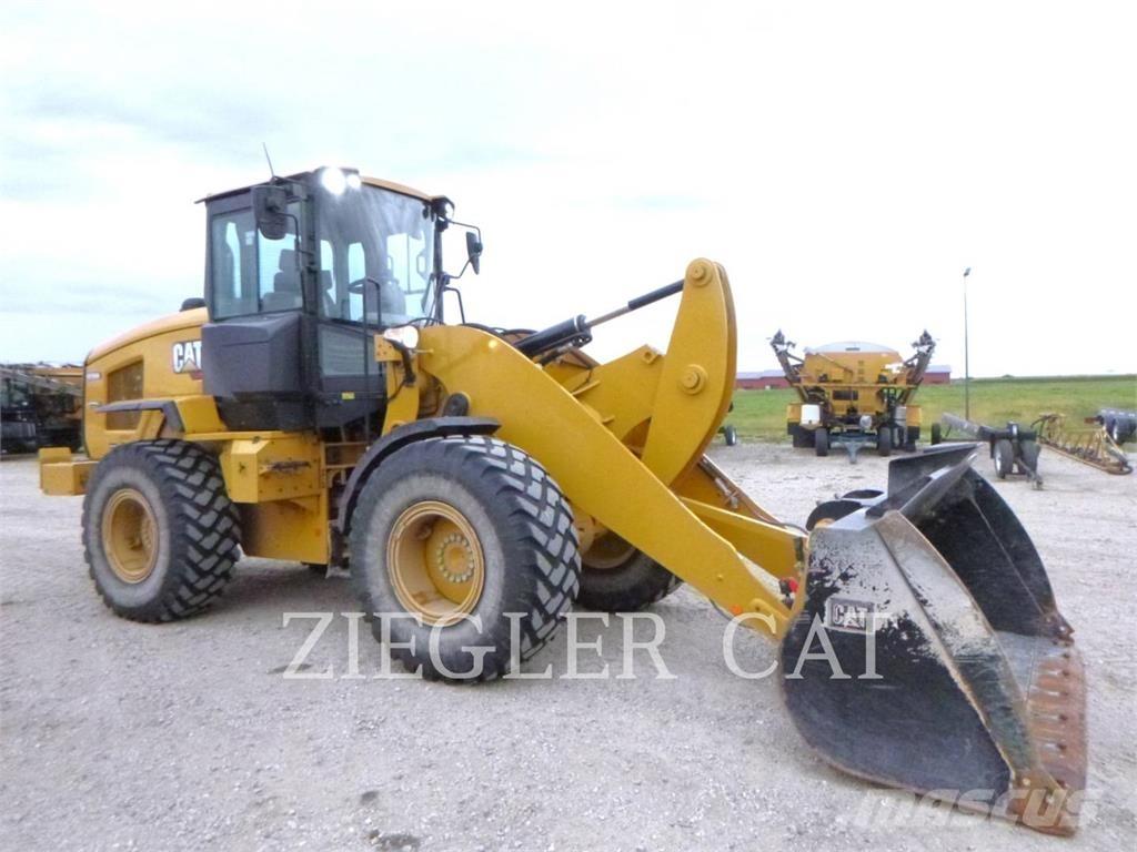 CAT 926M Wheel Loaders