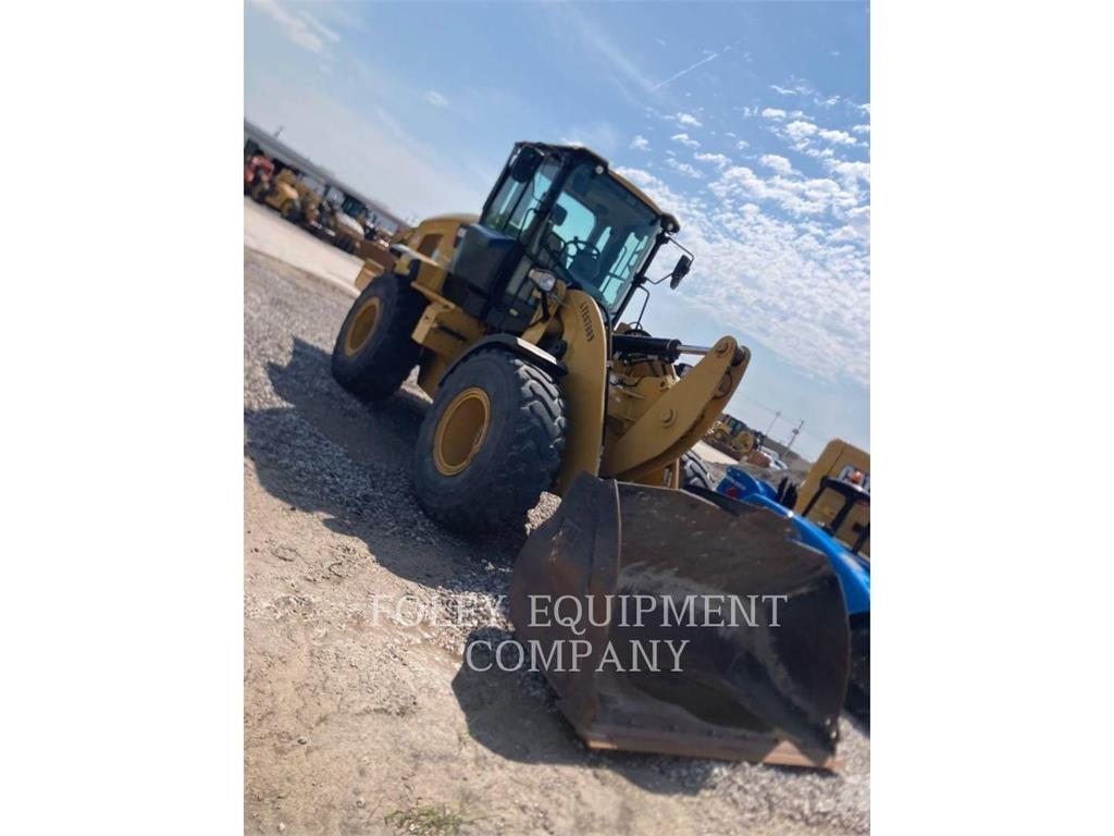 CAT 926M Wheel Loaders