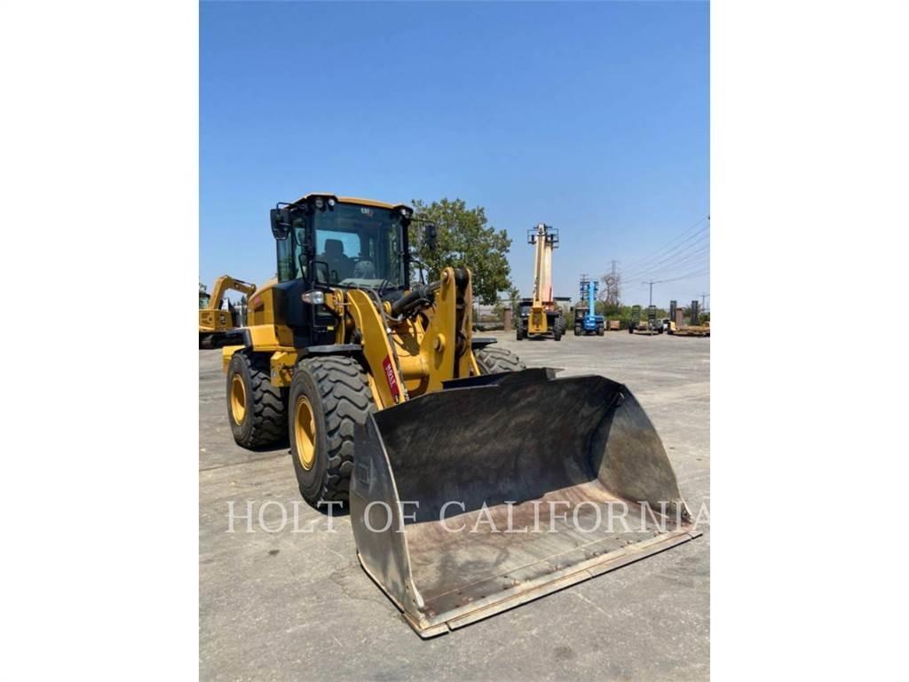 CAT 930 Wheel Loaders