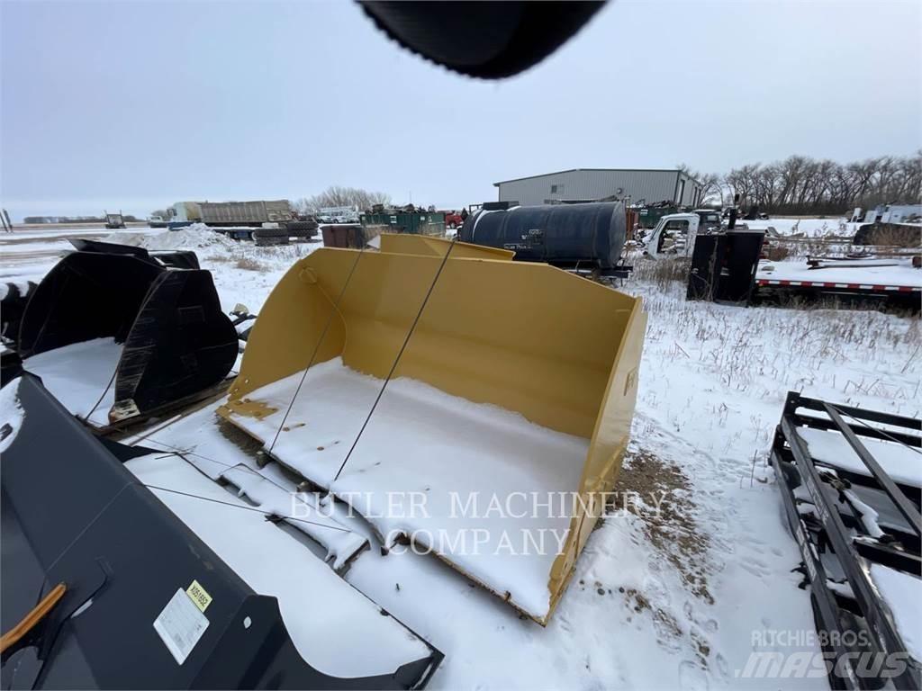 CAT 930K 4.9PO Buckets