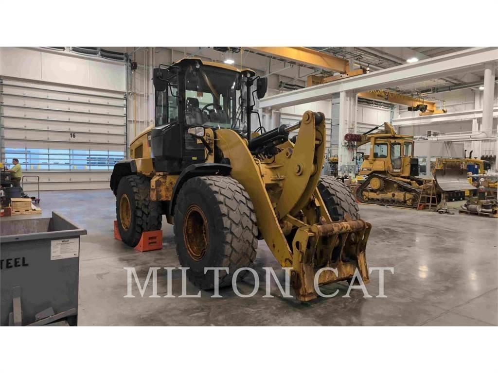 CAT 930M Wheel Loaders